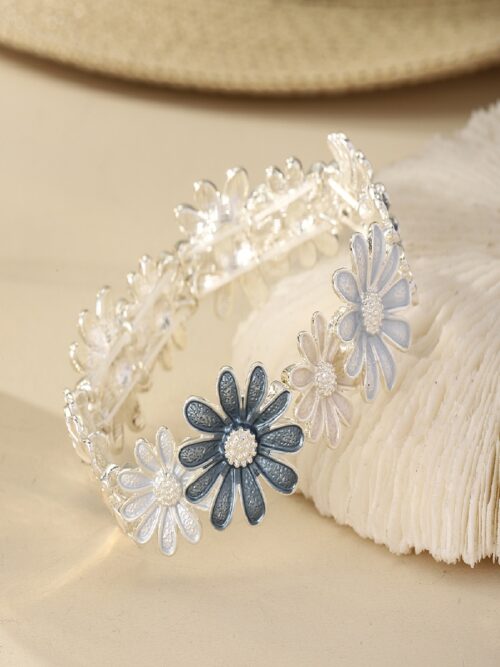 Daisy Flower Cuff Bracelet: Silver-Tone Blue White Women’s Fashion Jewelry
